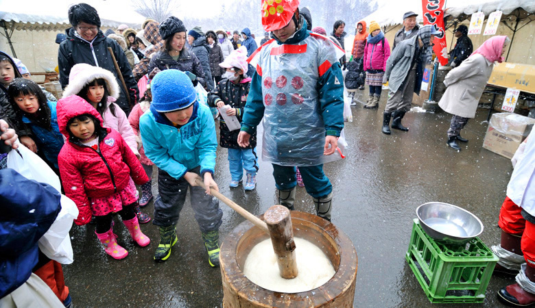 信濃町 福ふく豆まき大会