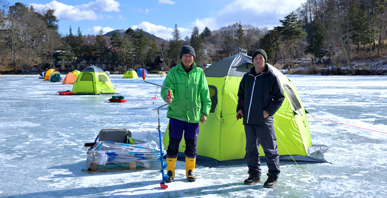 小海町松原湖の氷上わかさぎ釣り
